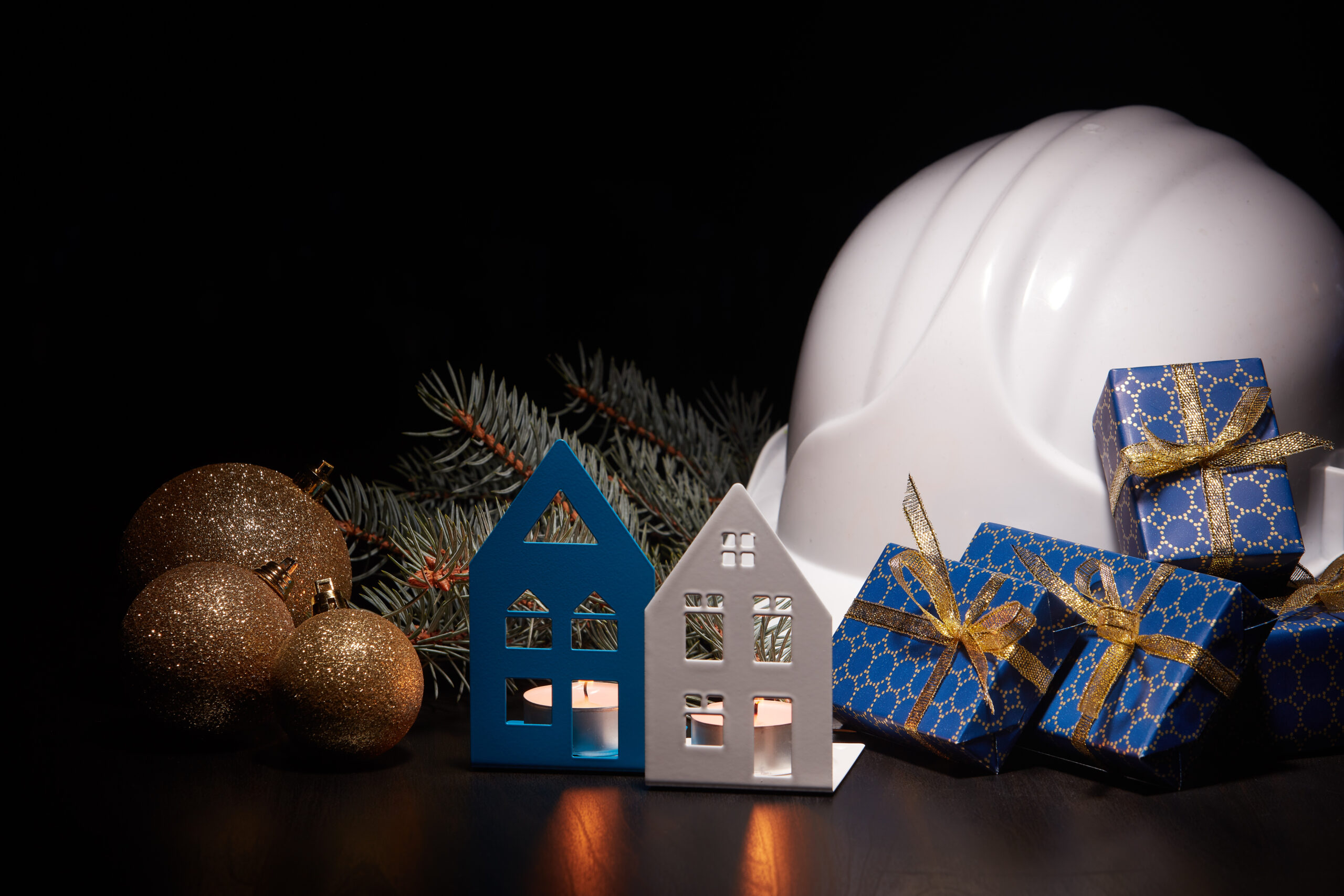 What Happens to Construction Projects During the Christmas Holiday Period?