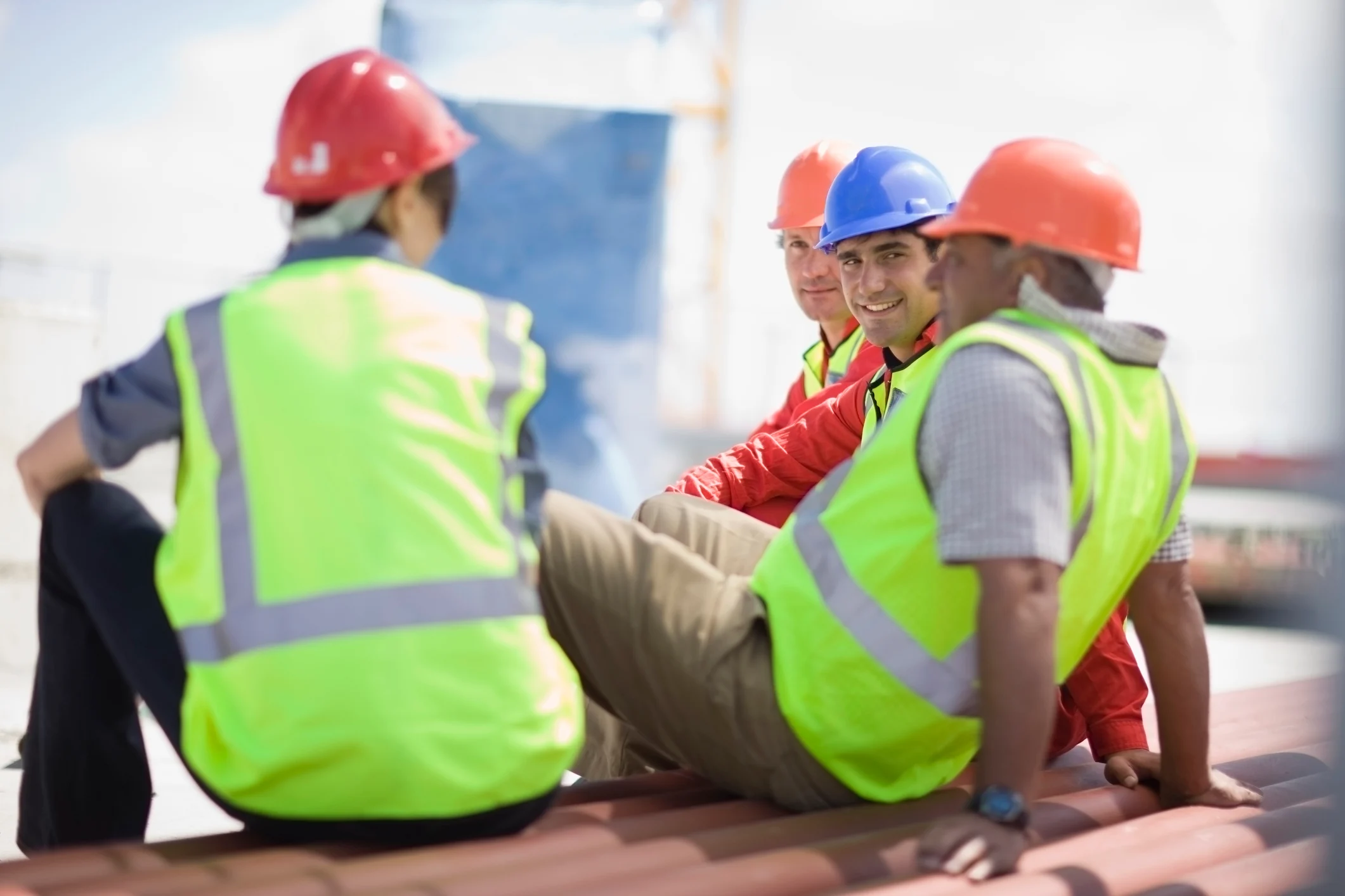 Daily Huddle Meetings: Ideas Your Construction Team Will Never Forget