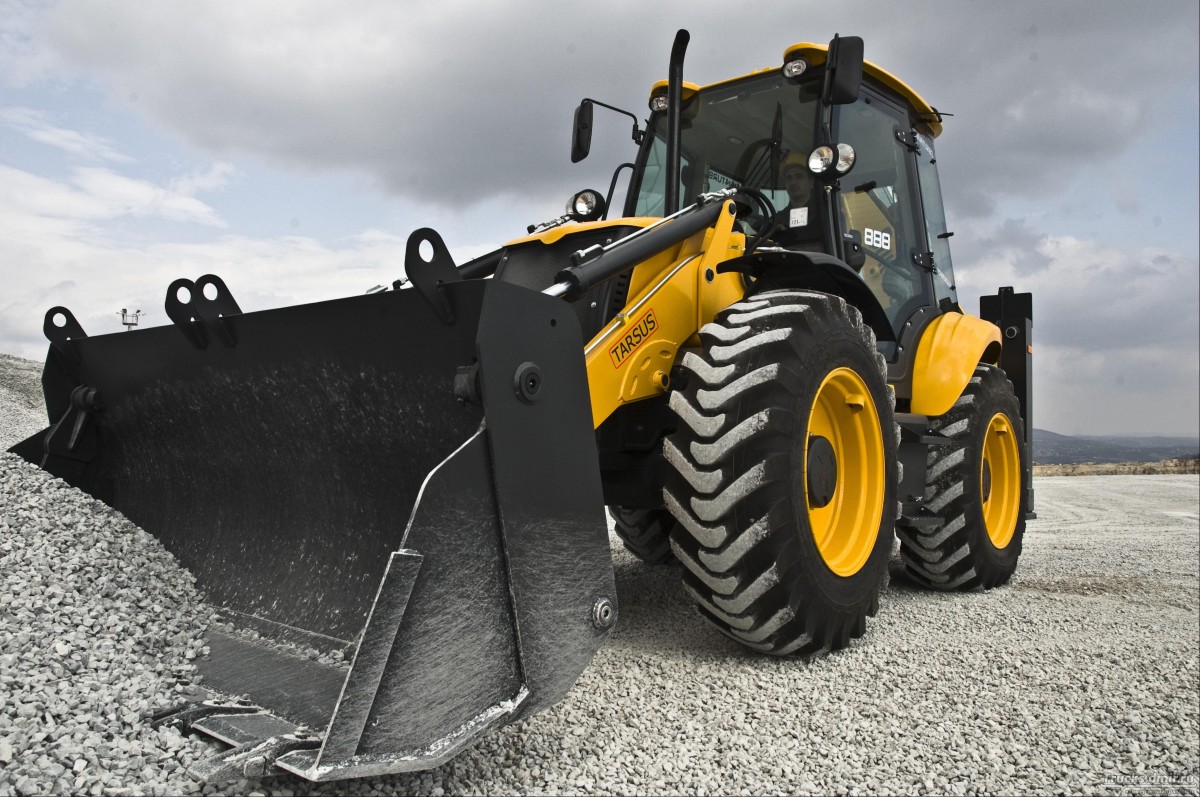 Tractor Talk: Matching the Right Machine to Your Building Needs